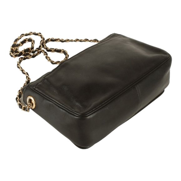 Authenticity Guaranteed Vintage Moschino heart shape chain strap Shoulder Bag - Picture 2 of 15